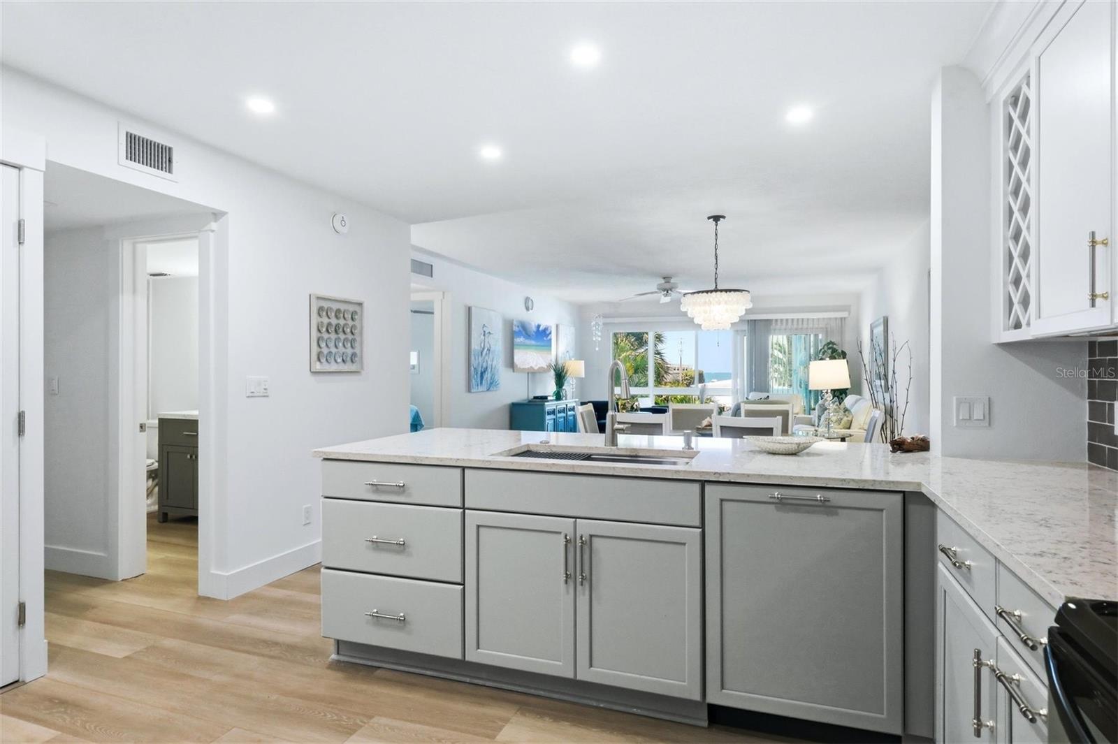 2100 BENJAMIN FRANKLIN DR #205 — photo 17