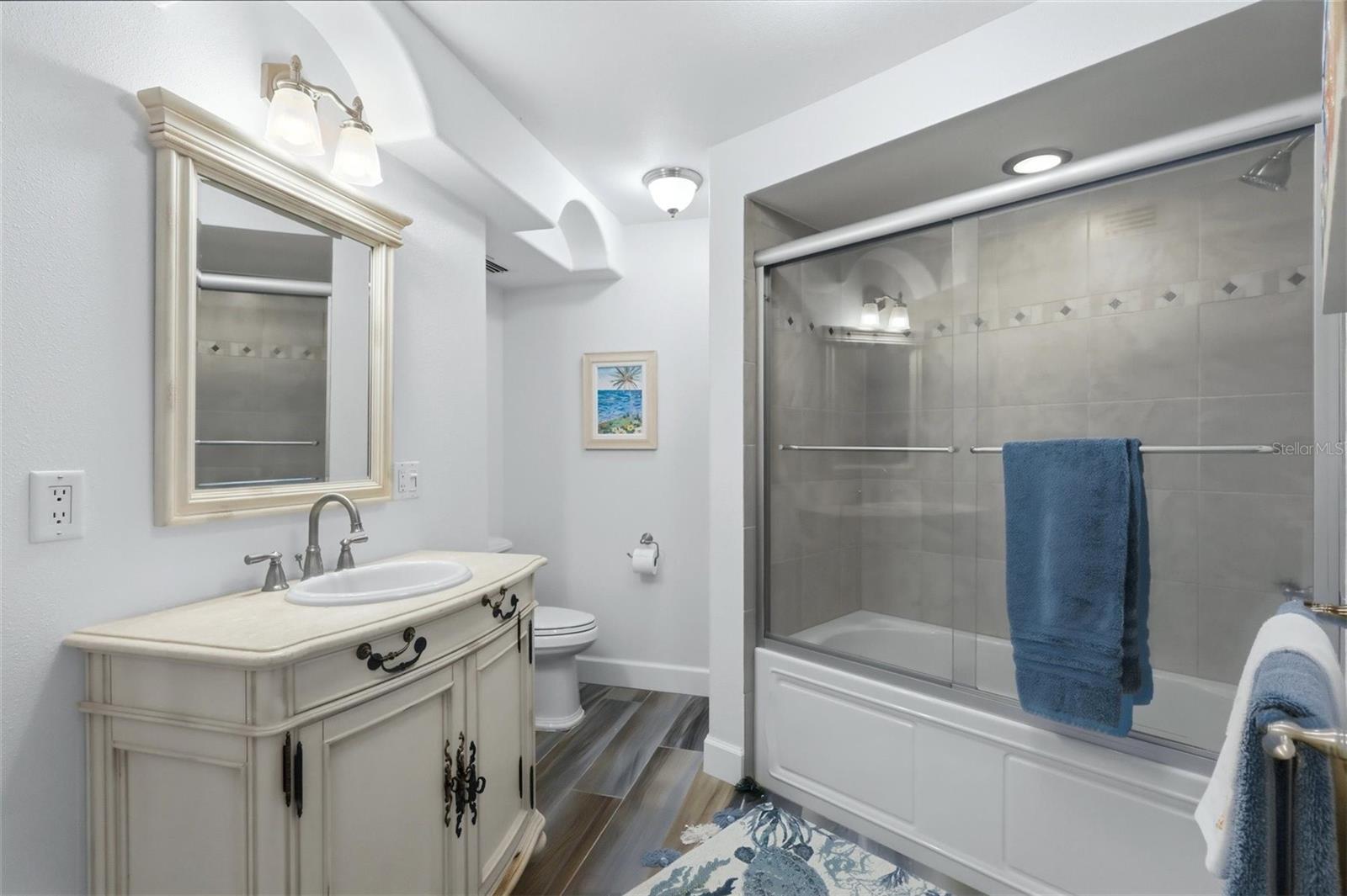 2110 BENJAMIN FRANKLIN DR #104 — photo 30
