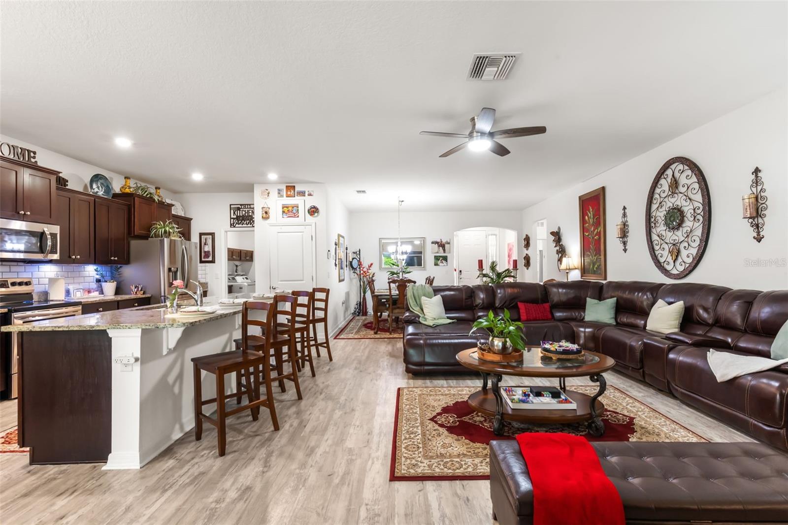 12421 EASTPOINTE DR — photo 23
