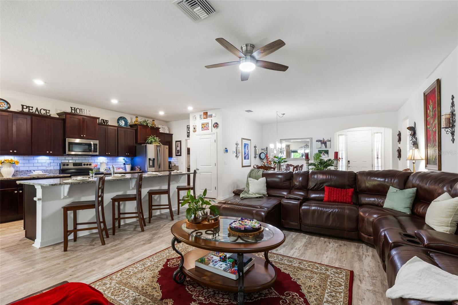 12421 EASTPOINTE DR — photo 25
