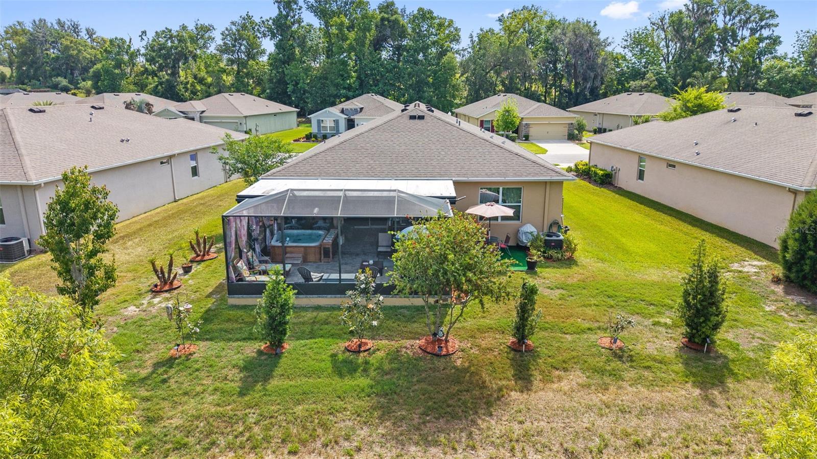 12421 EASTPOINTE DR — photo 74
