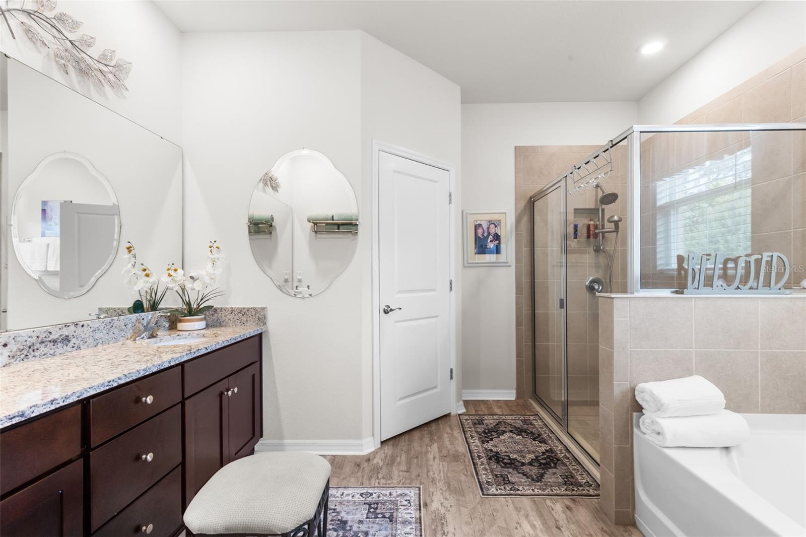 12421 EASTPOINTE DR — photo 39