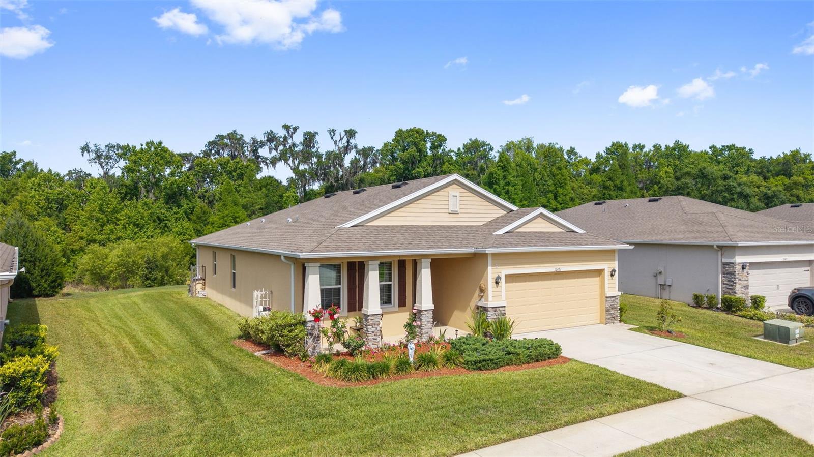 12421 EASTPOINTE DR — photo 64