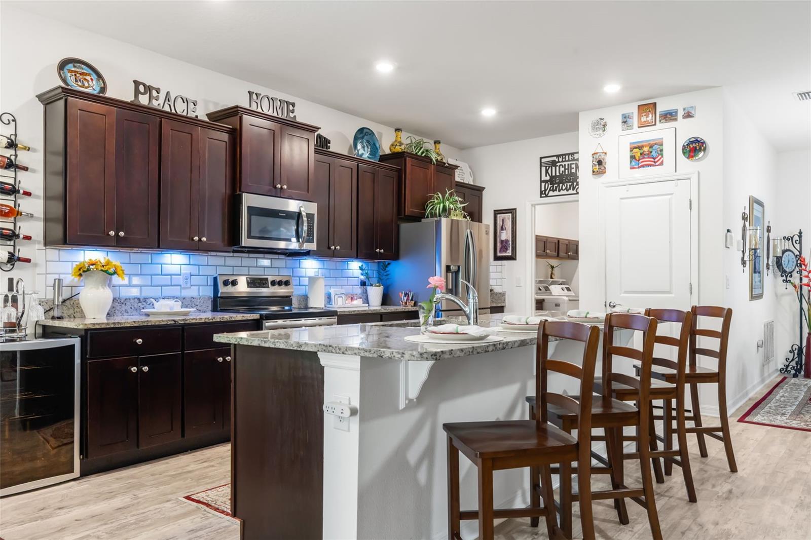 12421 EASTPOINTE DR — photo 20