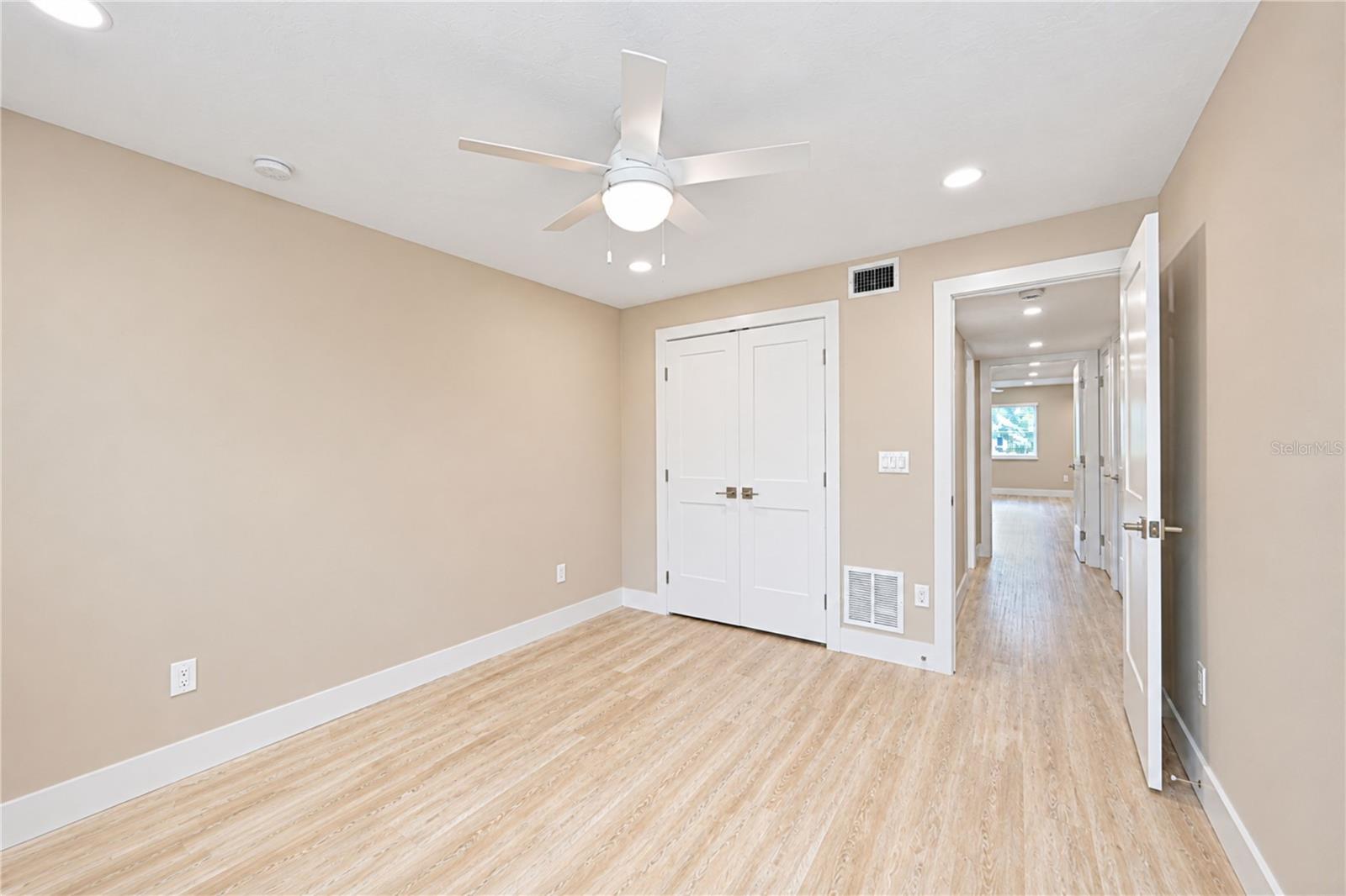 4857 INDEPENDENCE DR — photo 24