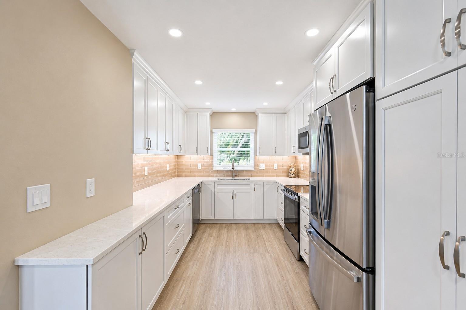 4857 INDEPENDENCE DR — photo 15