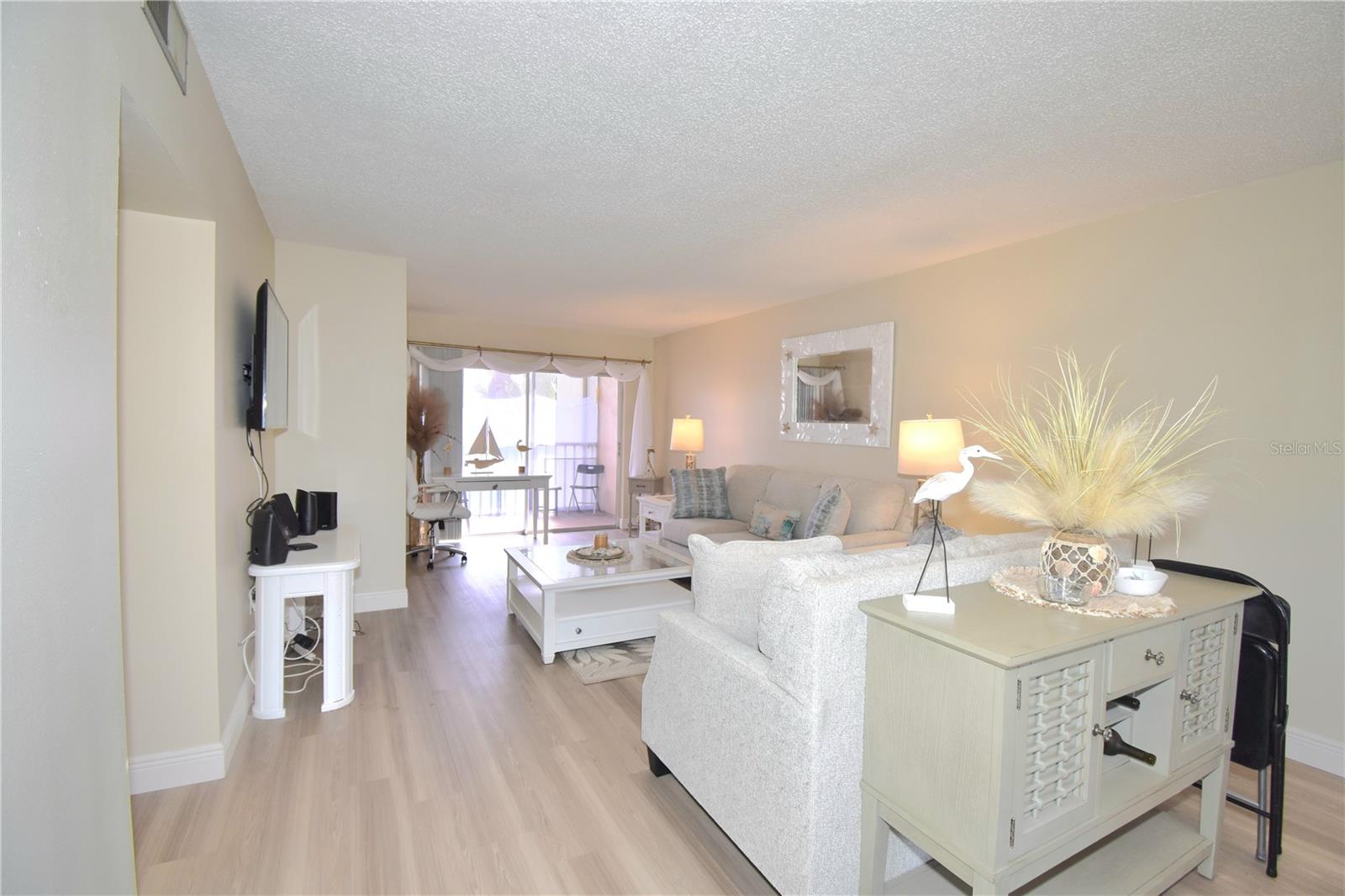 952 VIRGINIA ST #209 — photo 7