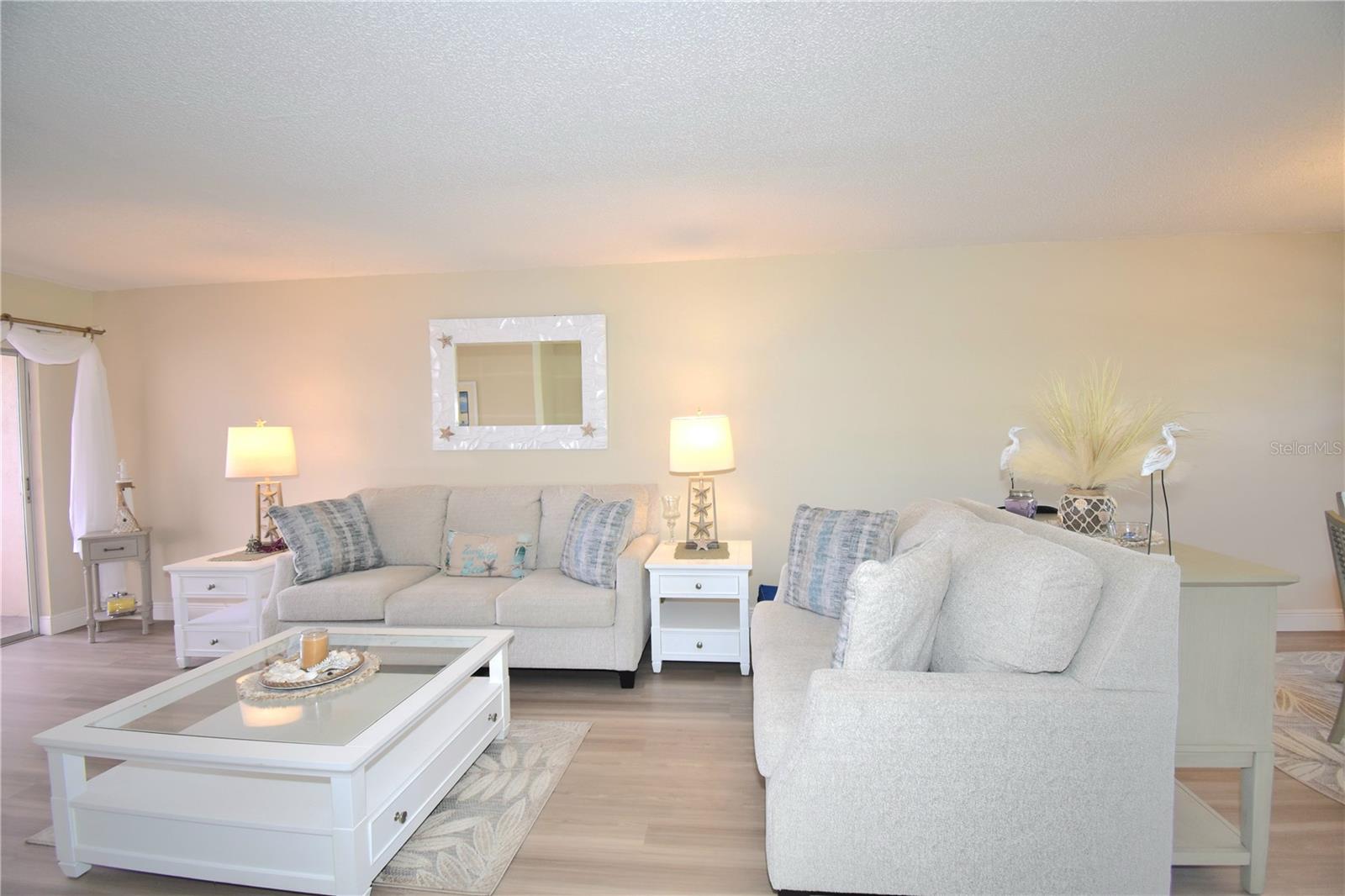 952 VIRGINIA ST #209 — photo 9