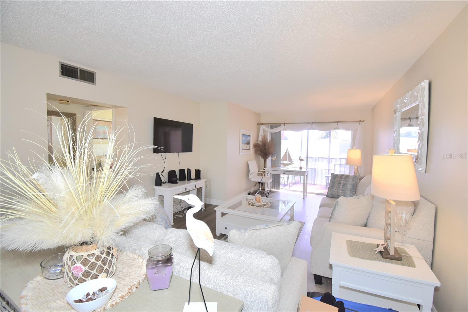 952 VIRGINIA ST #209 — photo 17