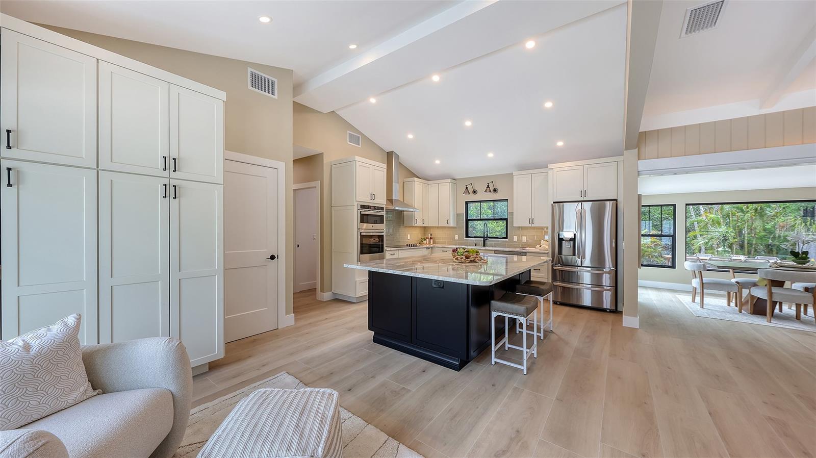 7345 PINE NEEDLE RD — photo 26