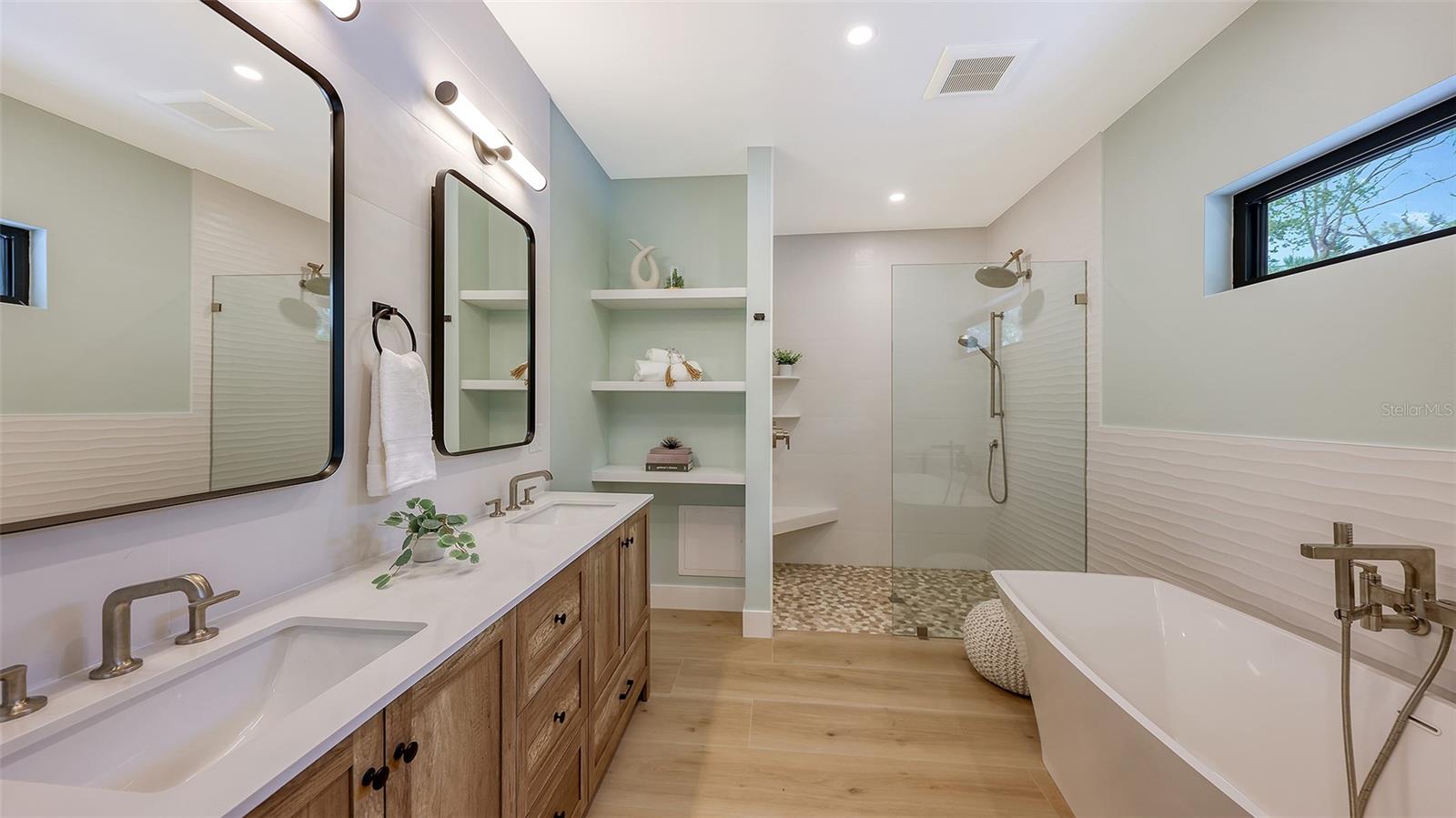 7345 PINE NEEDLE RD — photo 41