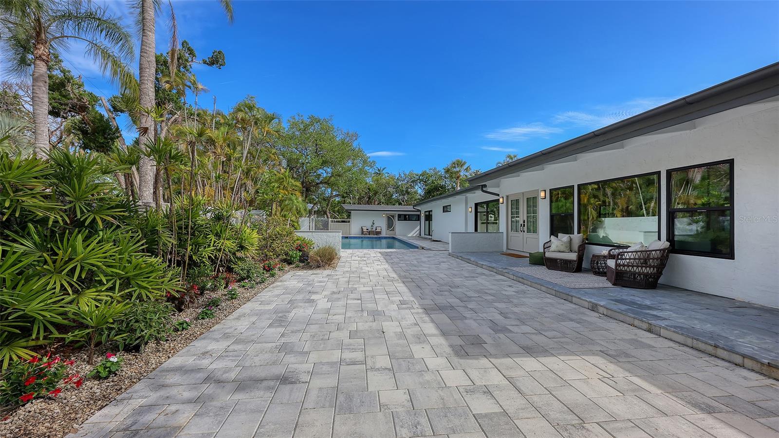 7345 PINE NEEDLE RD — photo 4