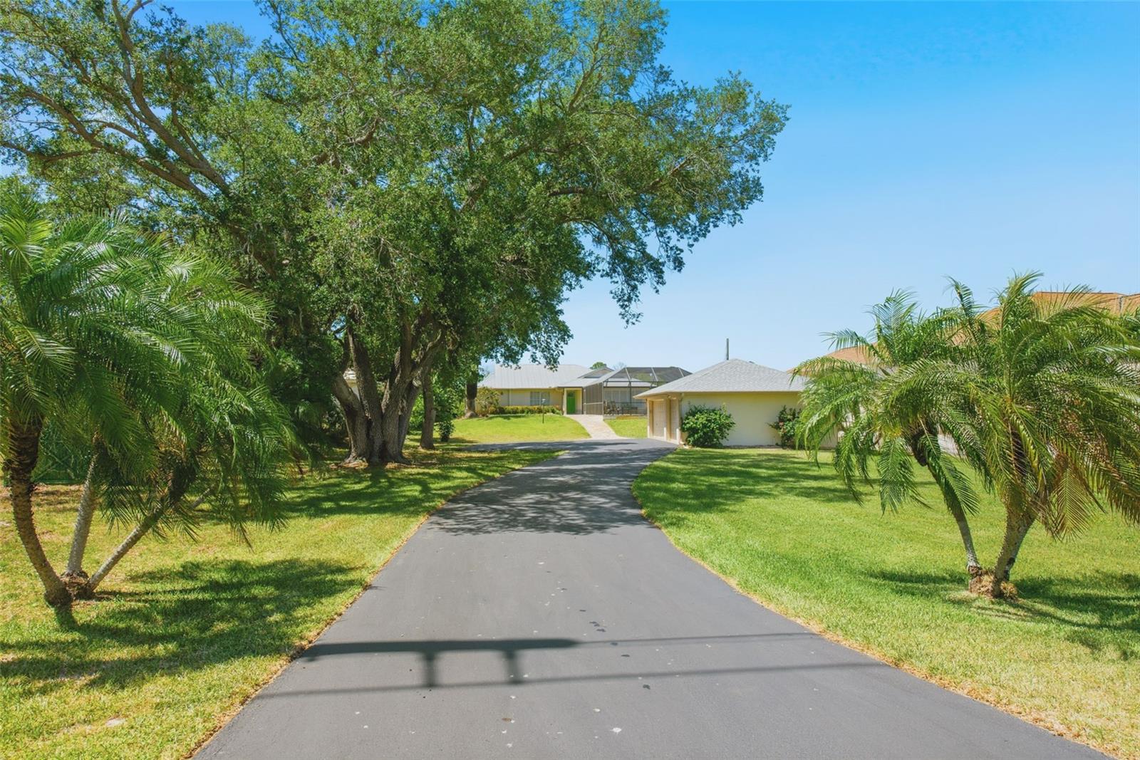 880 LEMON BAY DR — photo 2