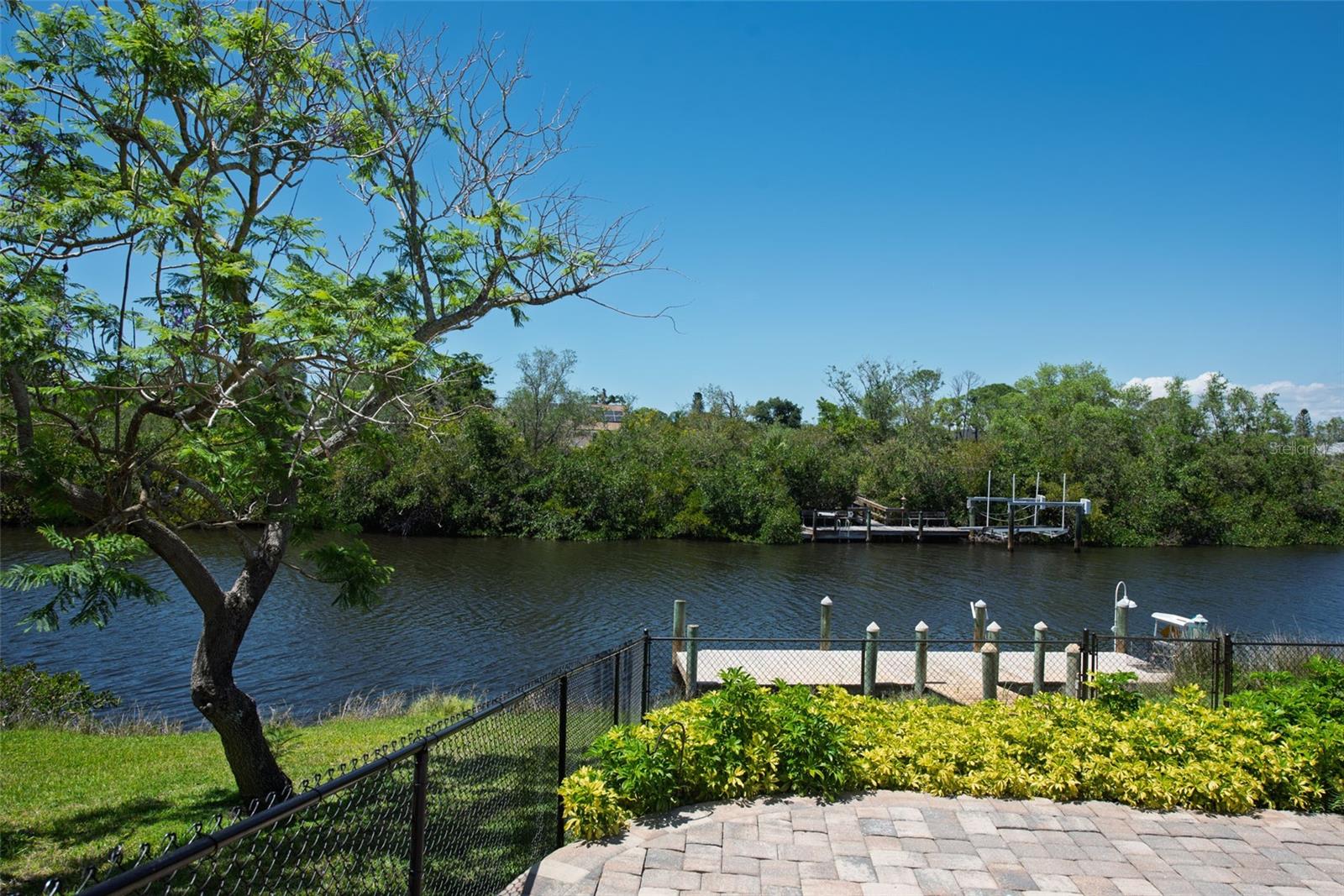 880 LEMON BAY DR — photo 71