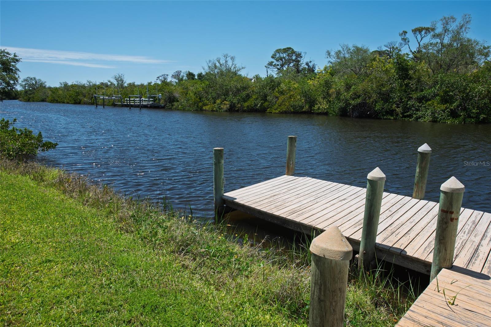 880 LEMON BAY DR — photo 9