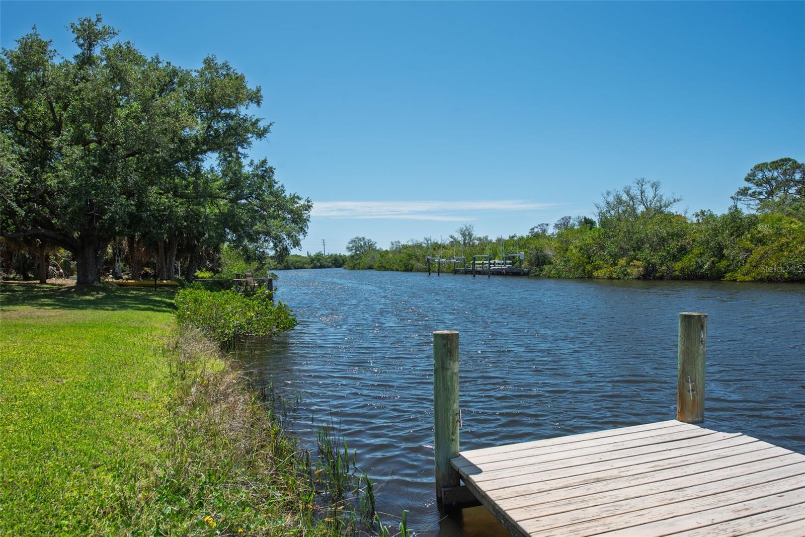 880 LEMON BAY DR — photo 24
