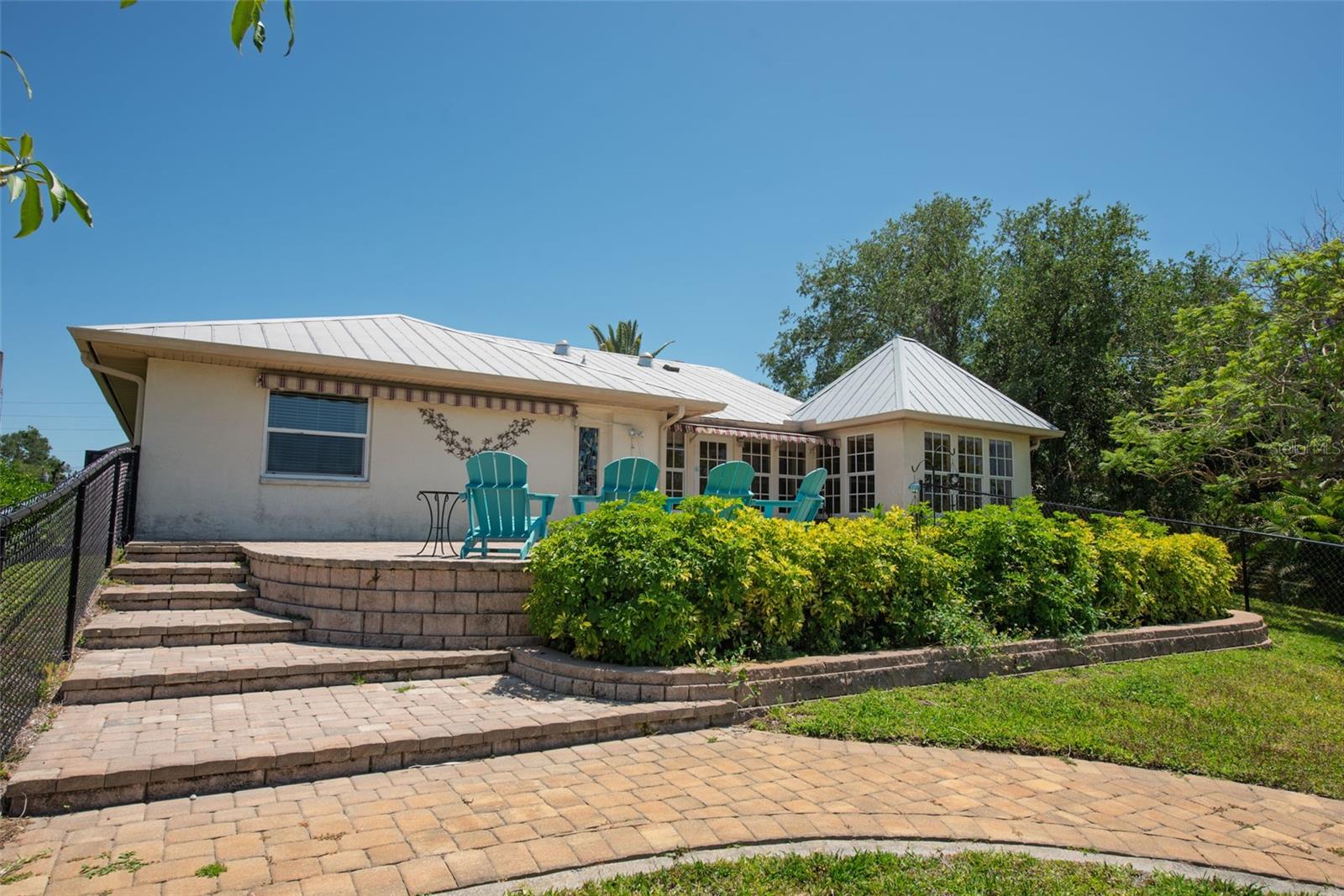 880 LEMON BAY DR — photo 16