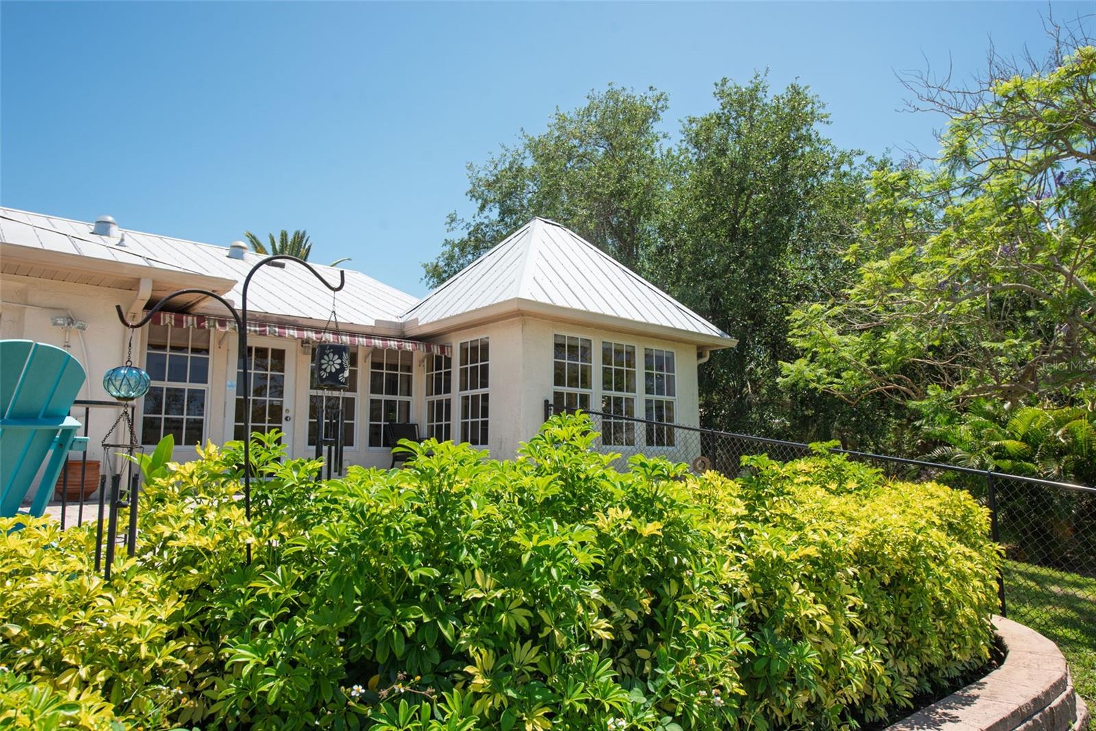 880 LEMON BAY DR — photo 18