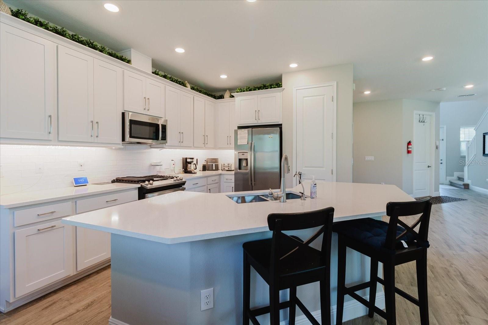 4531 ALMADA LN SE — photo 15