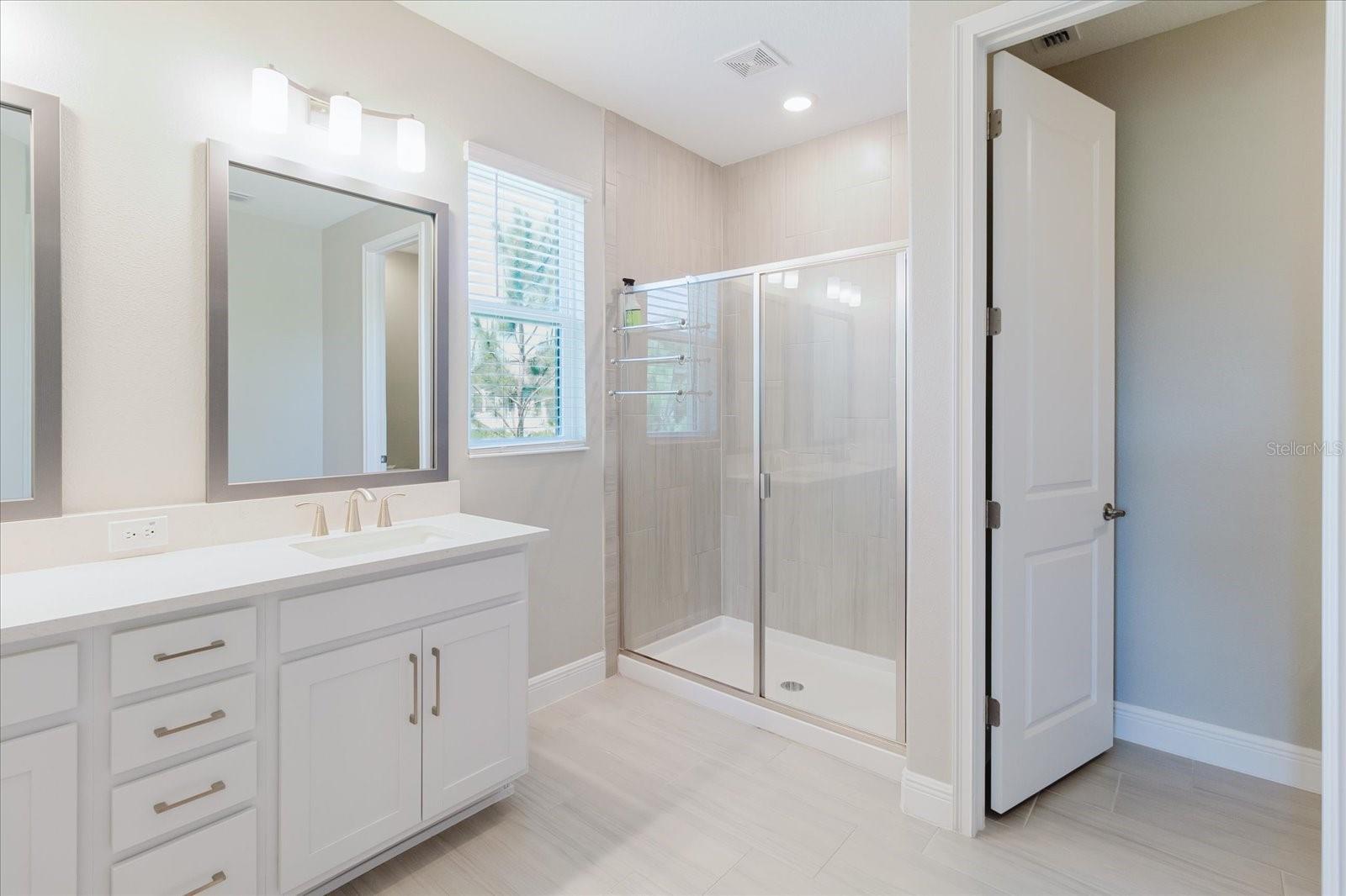 4531 ALMADA LN SE — photo 35