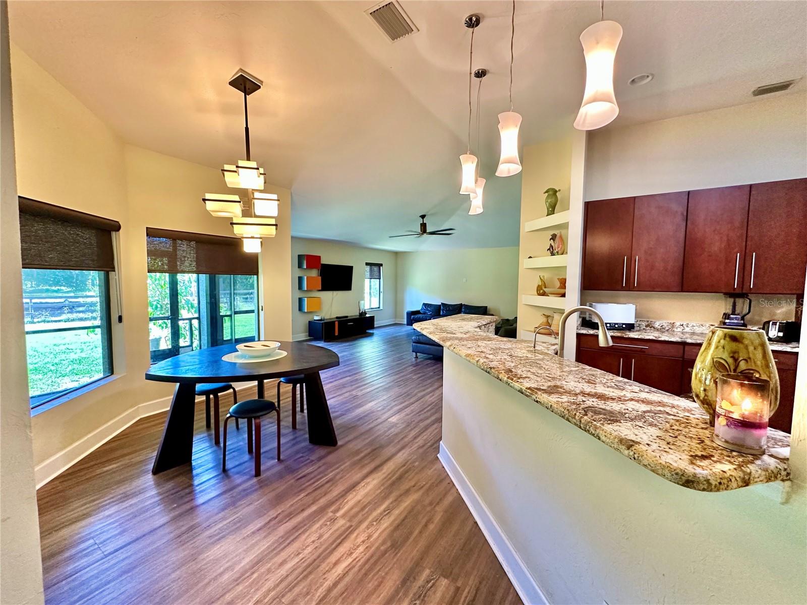 7759 ESTATES DR — photo 13