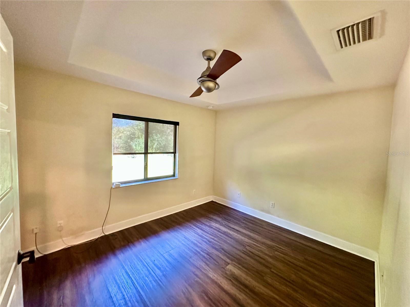 7759 ESTATES DR — photo 31