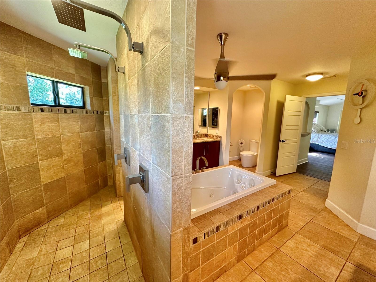 7759 ESTATES DR — photo 24