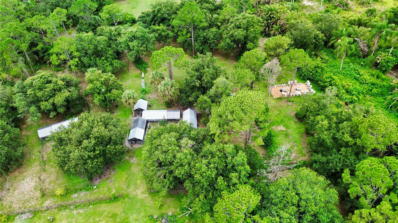 7759 ESTATES DR — photo 85