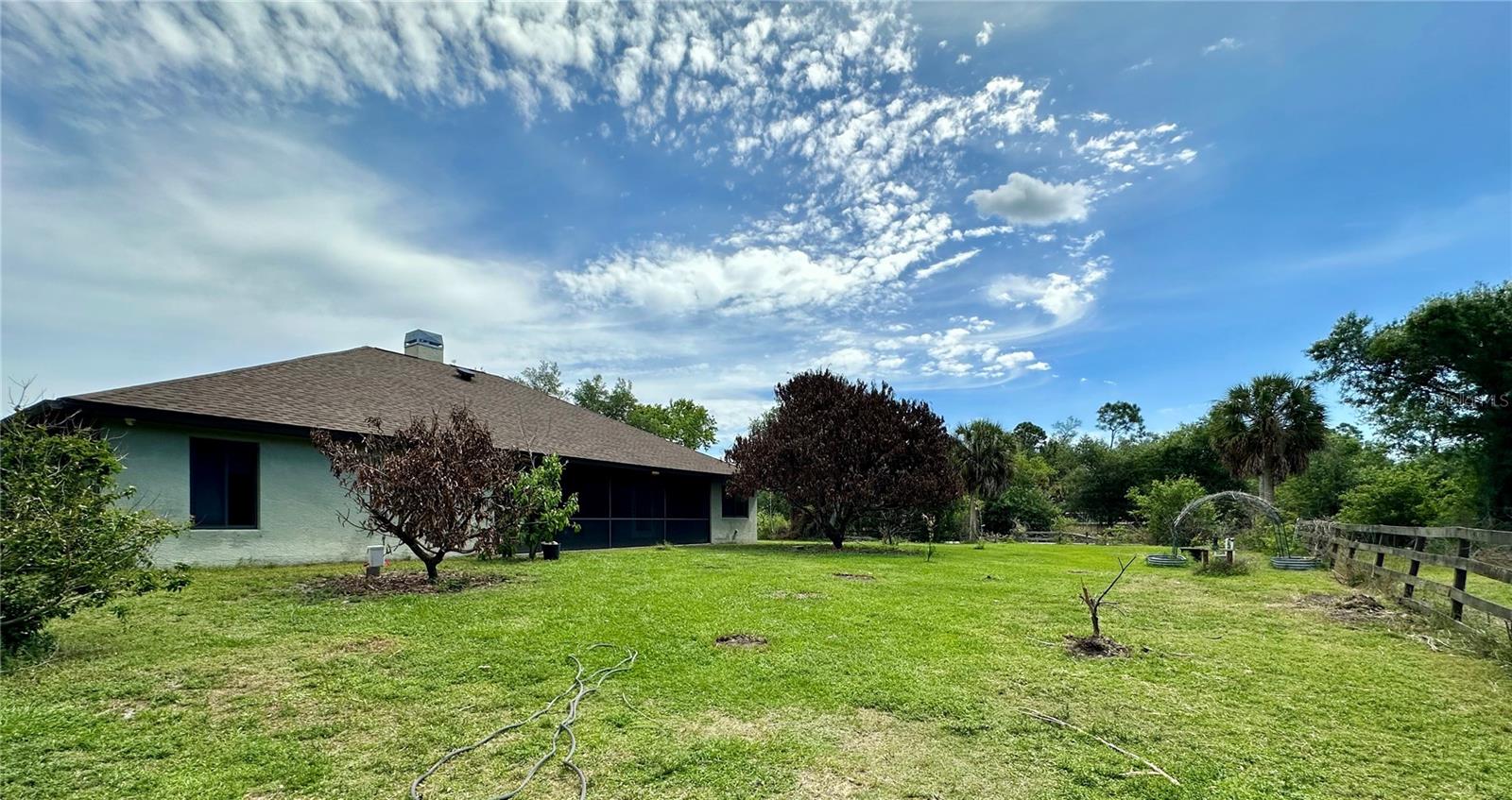 7759 ESTATES DR — photo 39