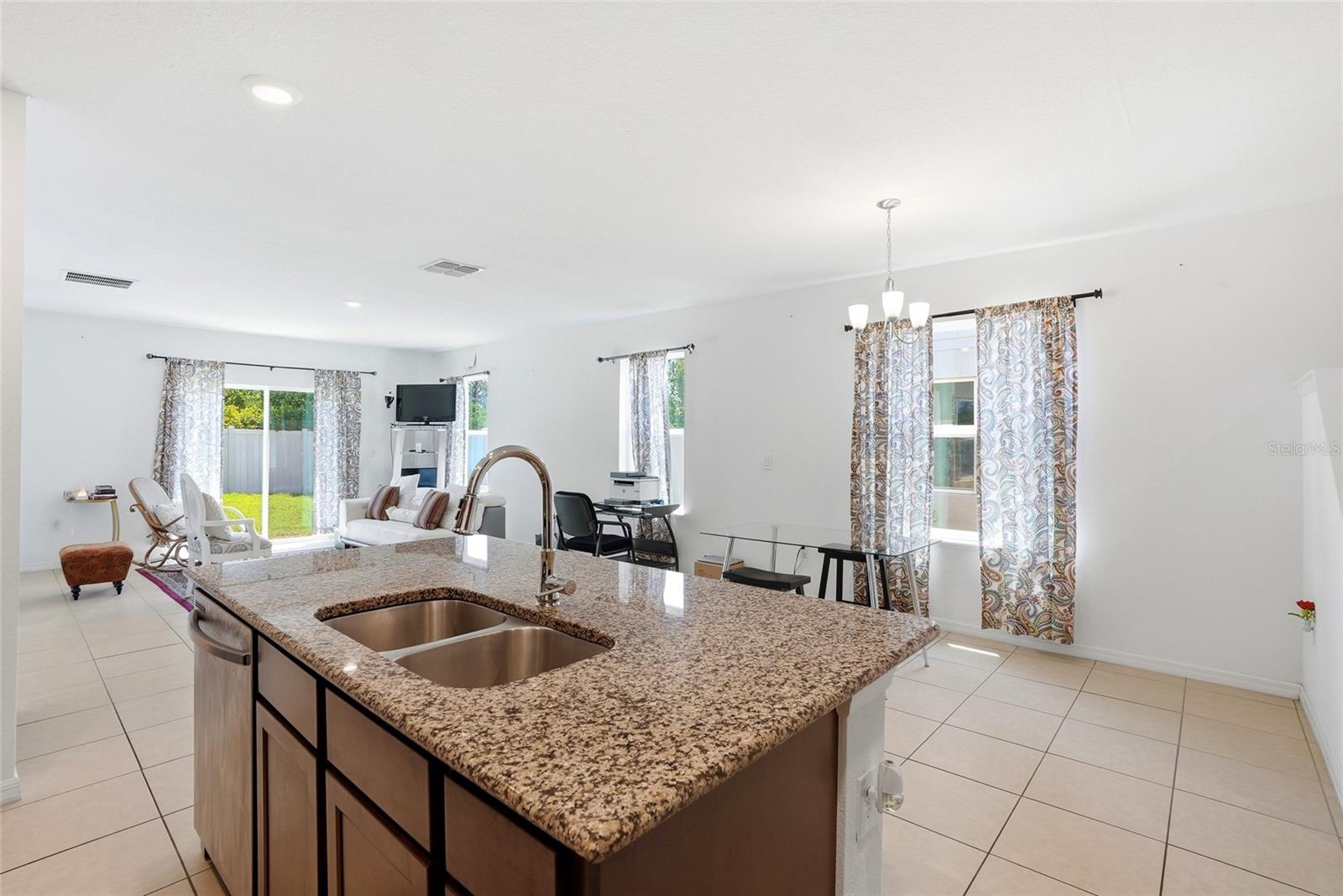 4521 REISSWOOD LOOP — photo 8