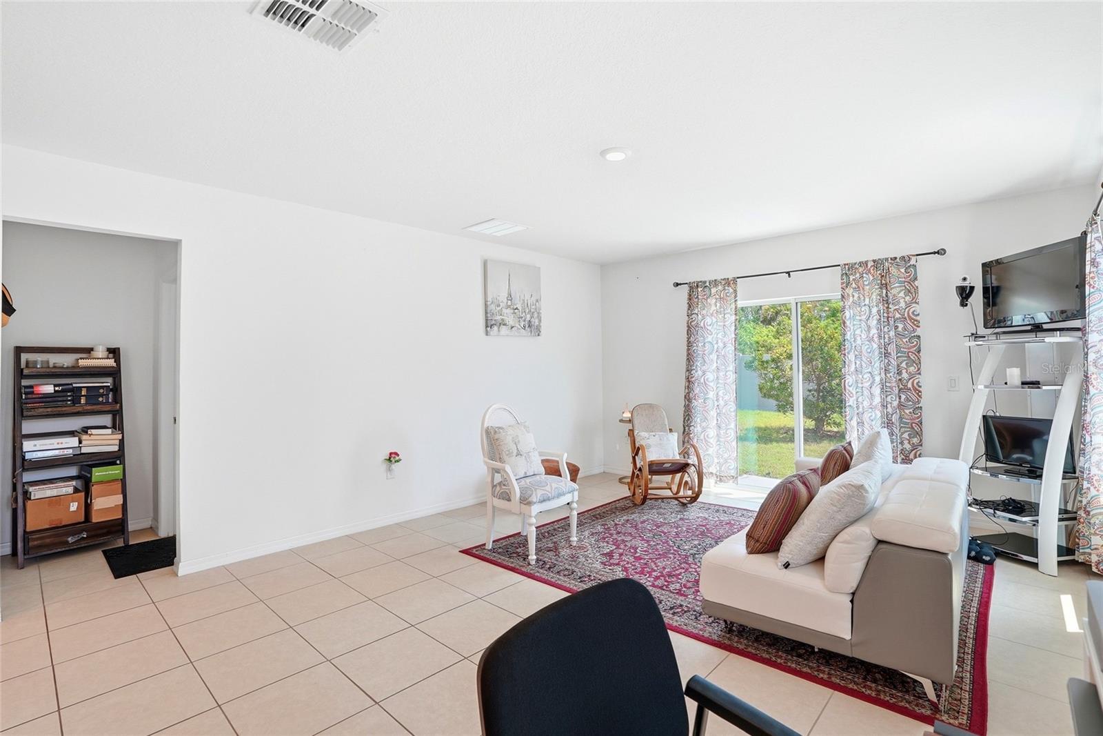 4521 REISSWOOD LOOP — photo 12