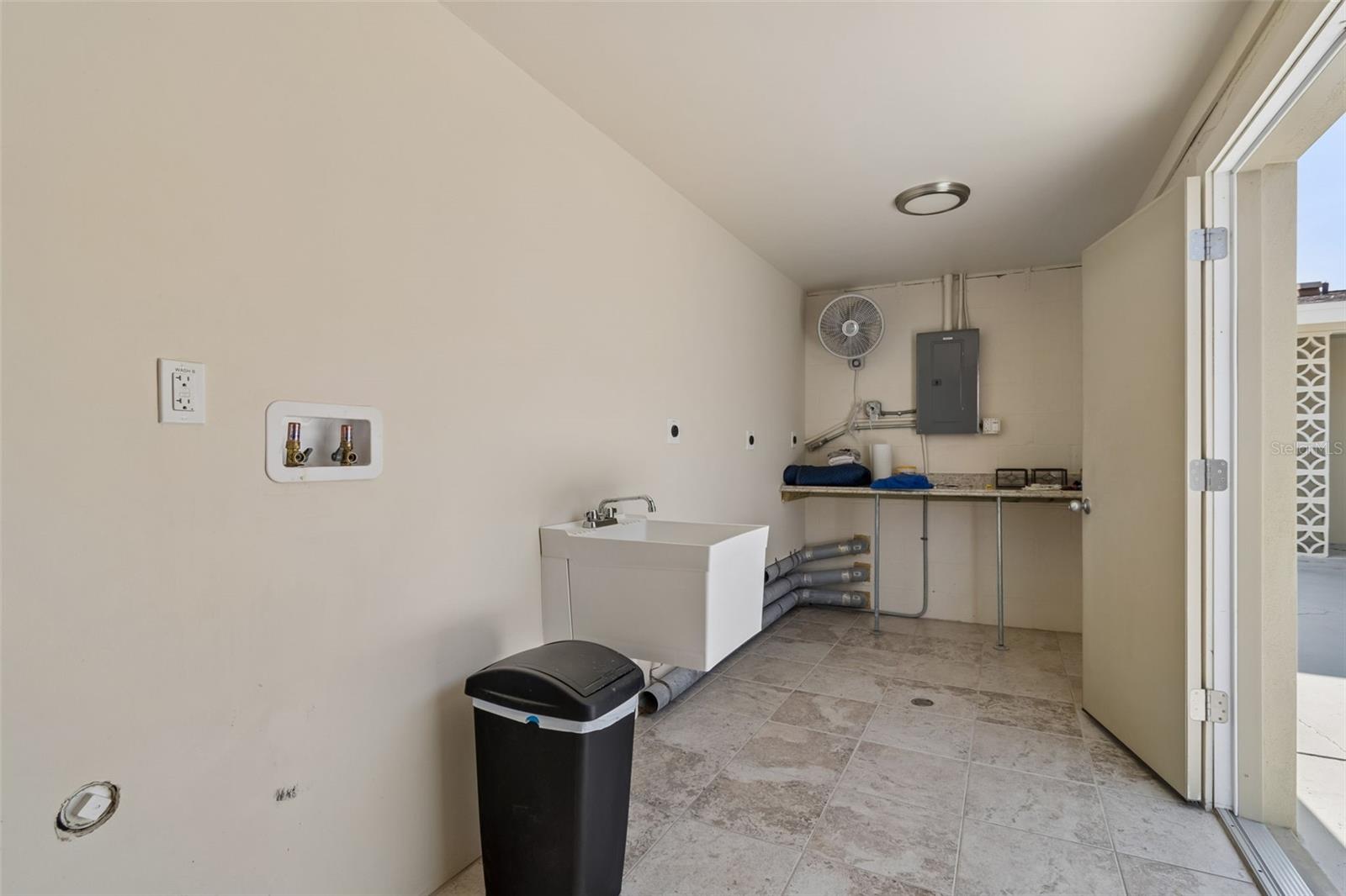 2307 BAY BLVD — photo 86