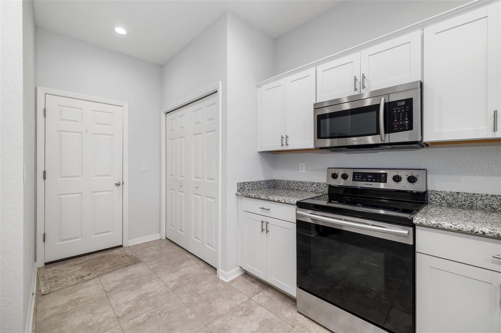 1306 GRANTHAM DR — photo 12