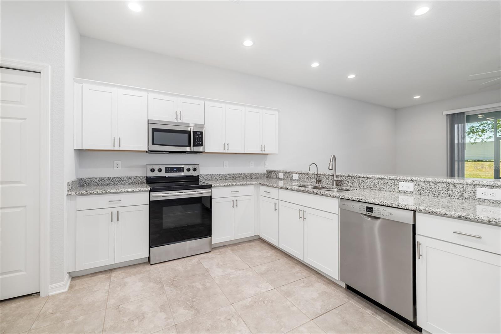 1306 GRANTHAM DR — photo 11