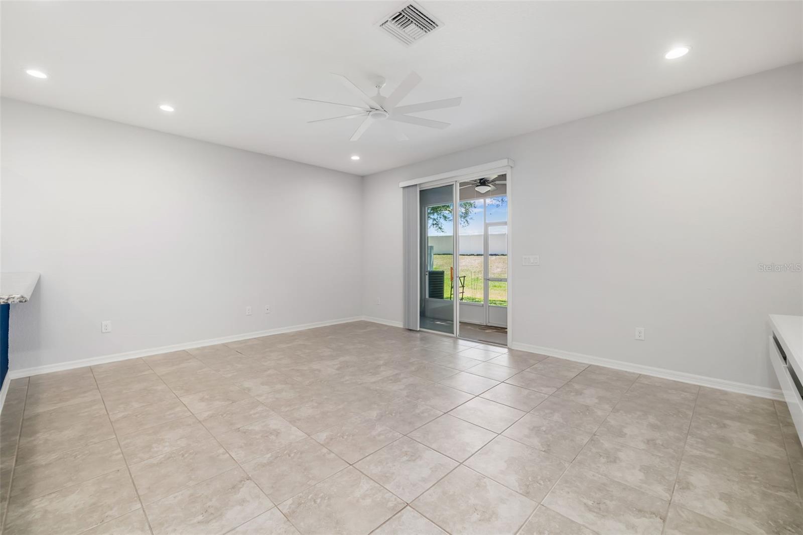 1306 GRANTHAM DR — photo 14
