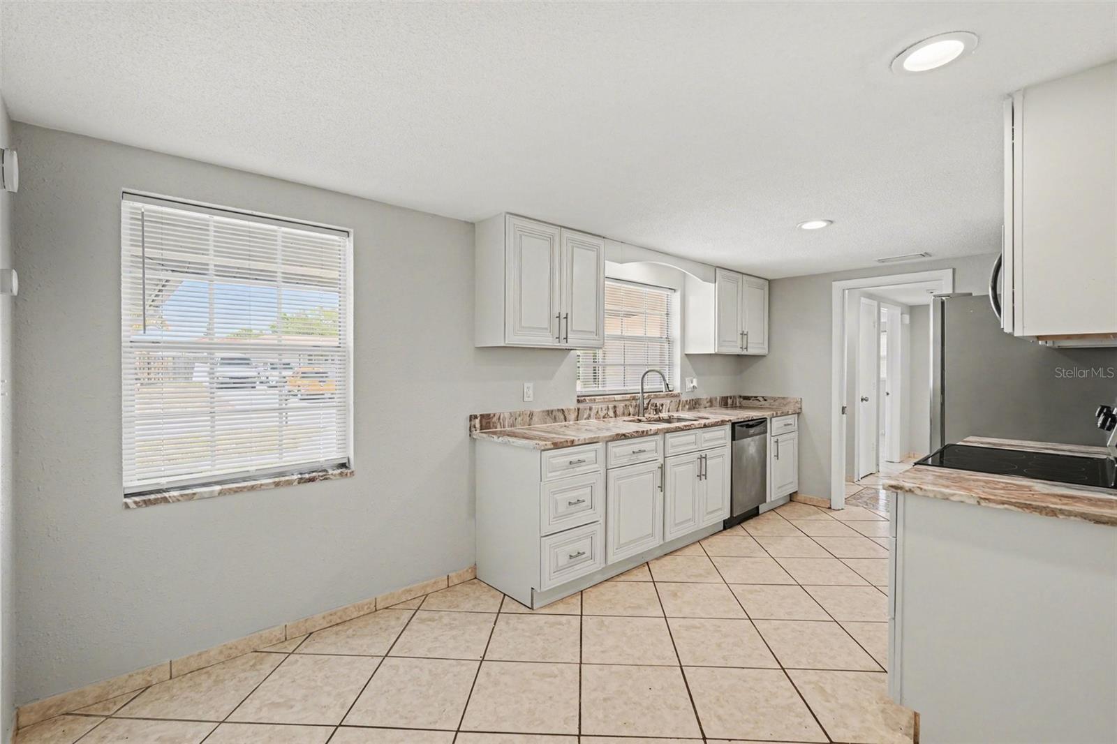 7836 LOTUS DR — photo 11