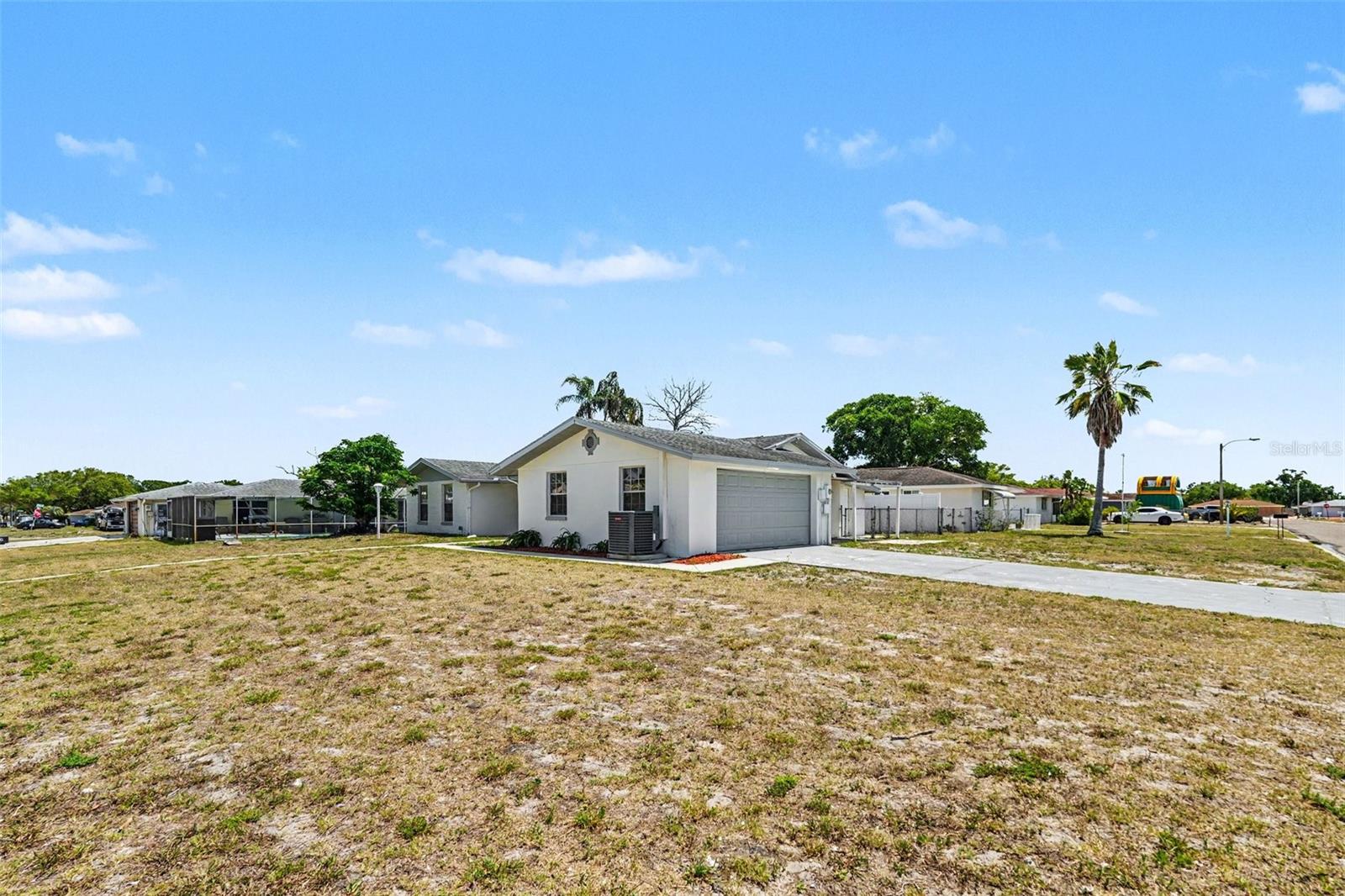 7836 LOTUS DR — photo 4