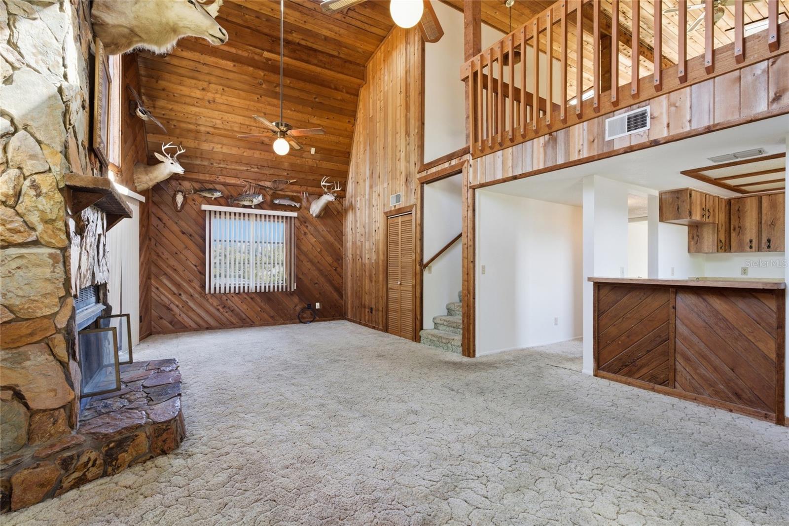 8221 RIVERSIDE DR NE — photo 7