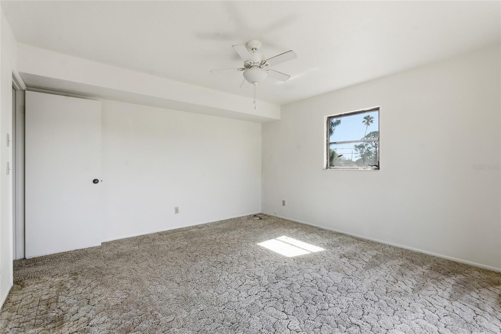 8221 RIVERSIDE DR NE — photo 14