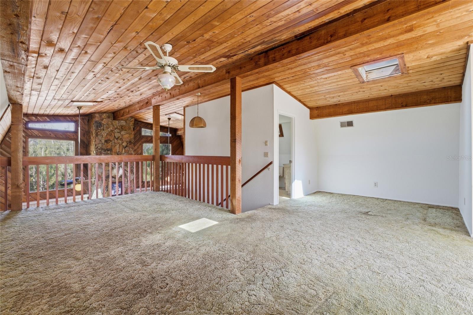 8221 RIVERSIDE DR NE — photo 23