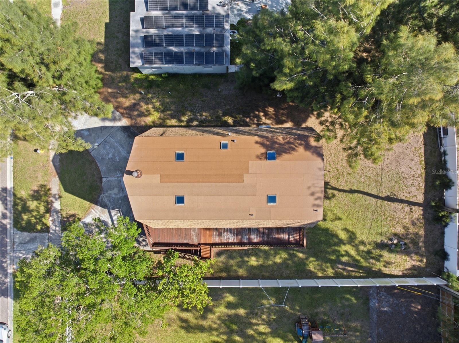 8221 RIVERSIDE DR NE — photo 47