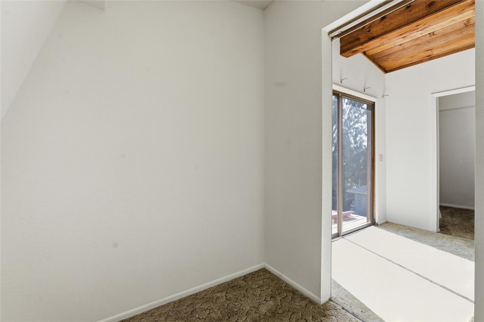 8221 RIVERSIDE DR NE — photo 30