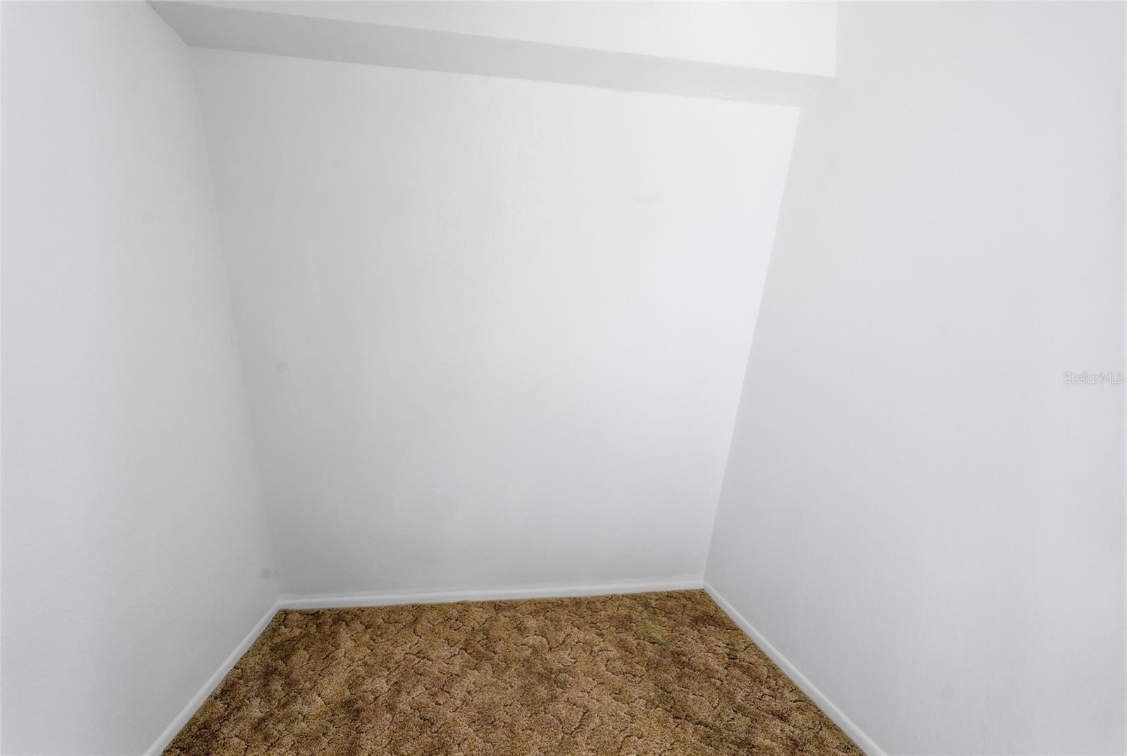 8221 RIVERSIDE DR NE — photo 29
