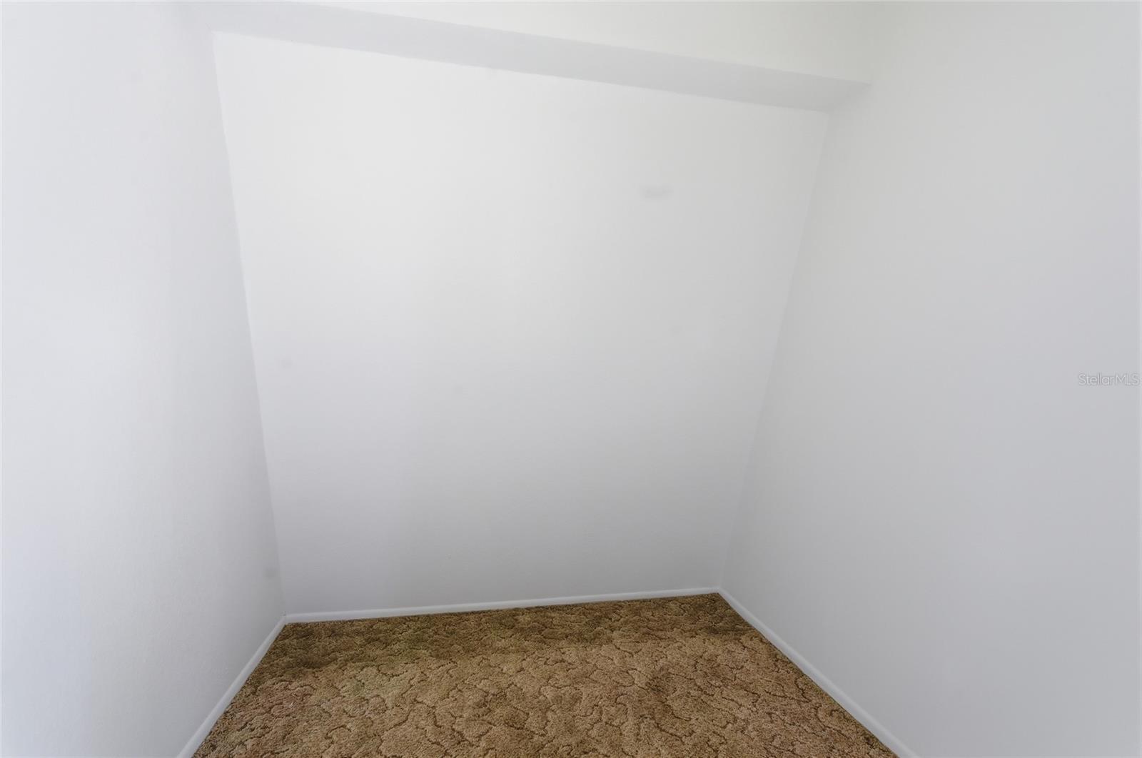 8221 RIVERSIDE DR NE — photo 31