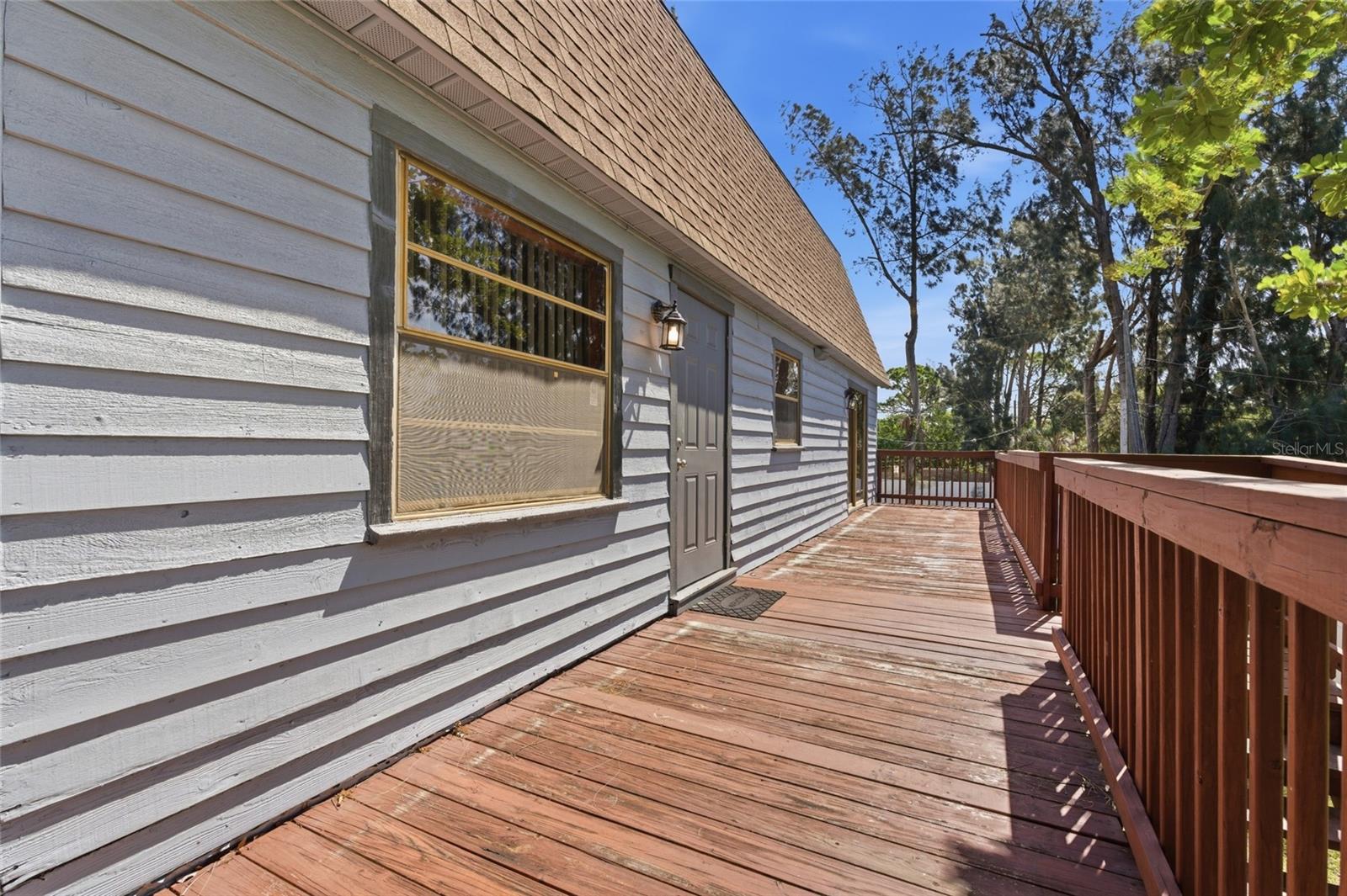 8221 RIVERSIDE DR NE — photo 38