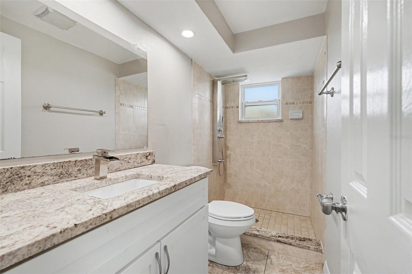 6337 BONAIRE AVE — photo 20