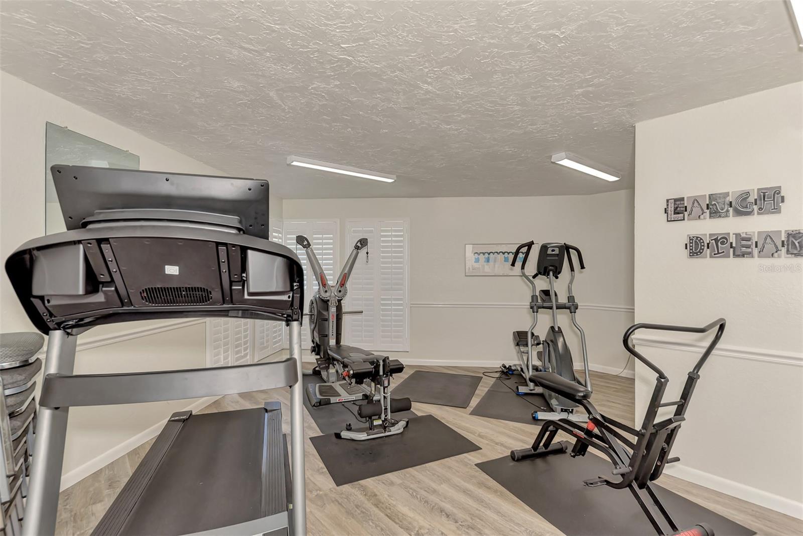 4460 IRONWOOD CIR #102A — photo 38