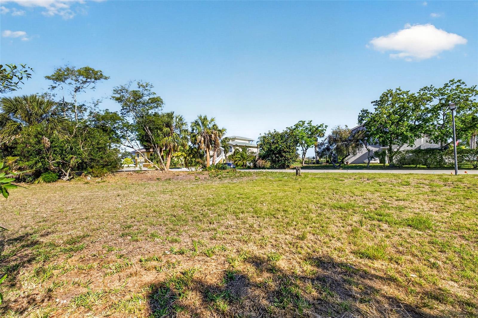 5804 SEABREEZE DR — photo 17