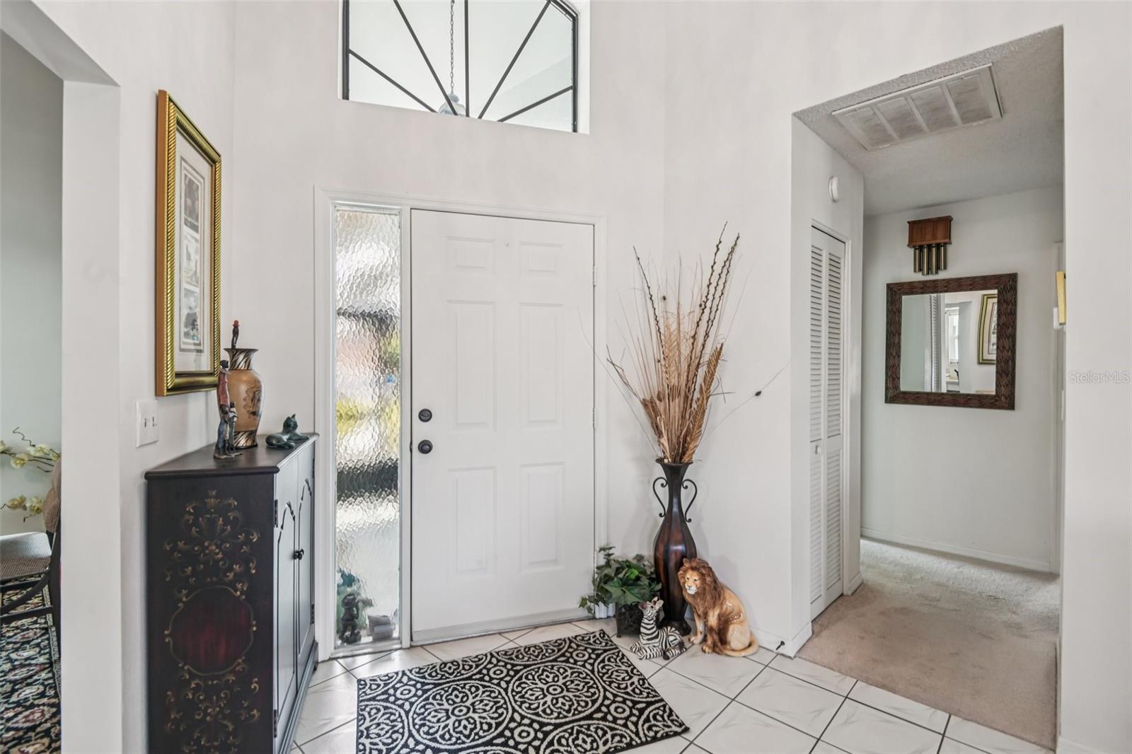 214 LINGER LN — photo 4
