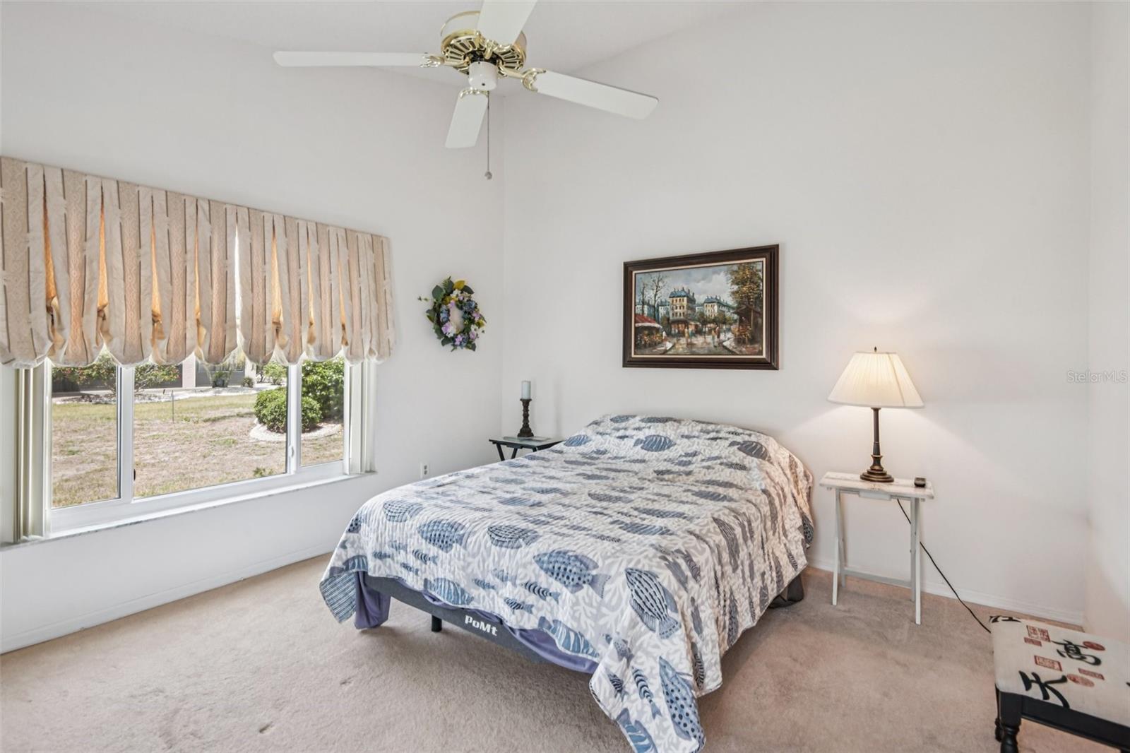 214 LINGER LN — photo 19